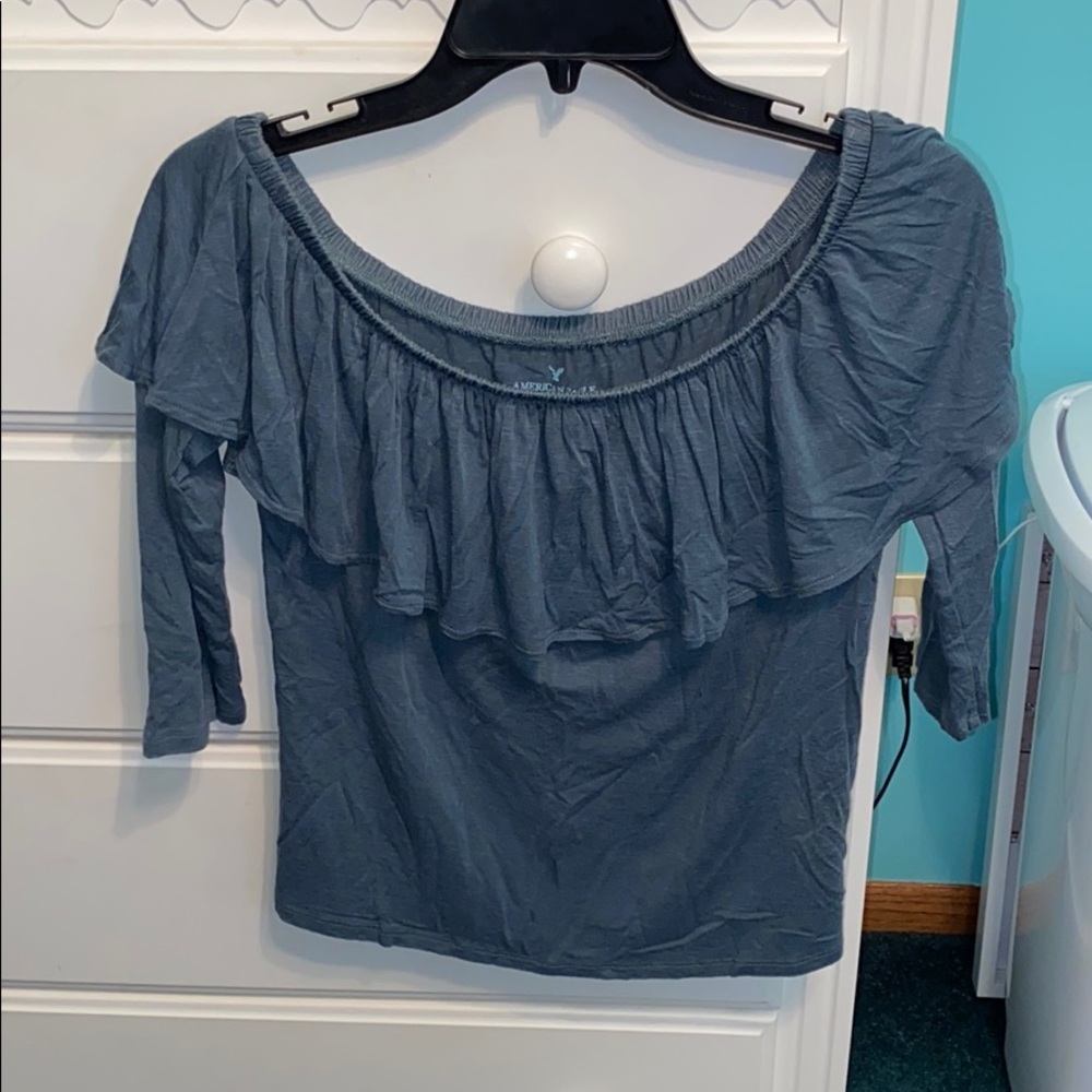 American Eagle off the shoulder top